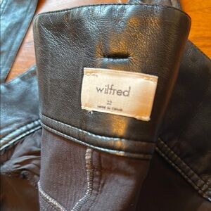 Aritzia Wilfred Black pants with Textured Finish